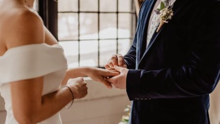 Mutsuz Evlilikler: Düzeltmenin Yolları ve Mükemmel İlişkilerin Gerçekliği