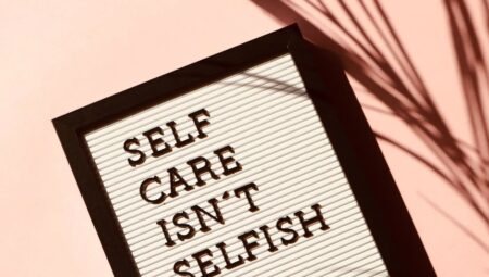 Sağlık Hizmetleri: Geleceğin Sağlık Teknolojileri ile Değişen Yüzü