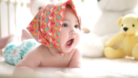 Bebek Mamaları: Sağlıklı Beslenmenin Temeli ve En İyi Seçenekler