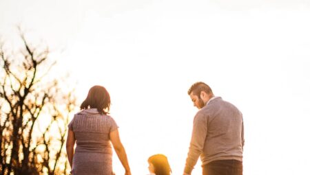 Çocuklarda Sorunlarla Baş Etme Yöntemleri: Anne Olmanın Zorlukları